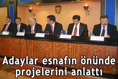Adaylar esnafın önünde projelerini anlattı