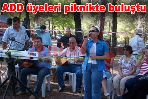 ADD üyeleri piknikte buluştu
