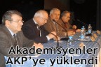 Akademisyenler AKP’ye yüklendi
