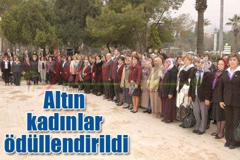 Altın kadınlar ödüllendirildi