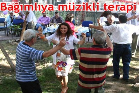 Bağımlıya müzikli terapi