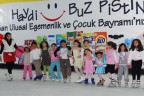 Buzda bayram coşkusu