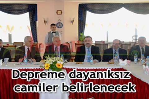 Depreme dayanıksız camiler belirlenecek