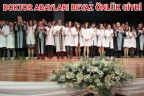 DOKTOR ADAYLARI BEYAZ ÖNLÜK GİYDİ