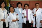 Ebeler karanfille kutlandı