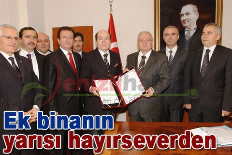 Ek binanın yarısı hayırseverden