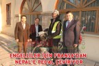 ENGELLİLER İÇİN FRANSA’DAN NEPAL’E PEDAL ÇEVİRİYOR