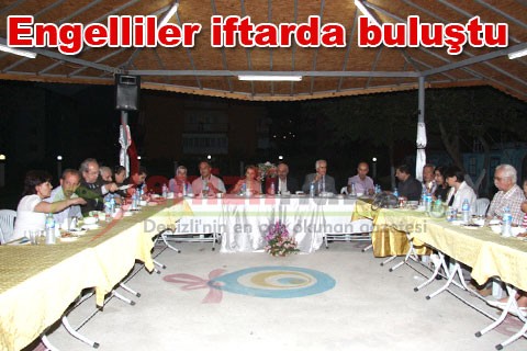 Engelliler iftarda buluştu