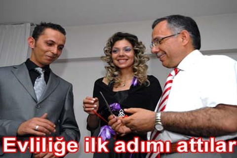 Evliliğe ilk adımı attılar