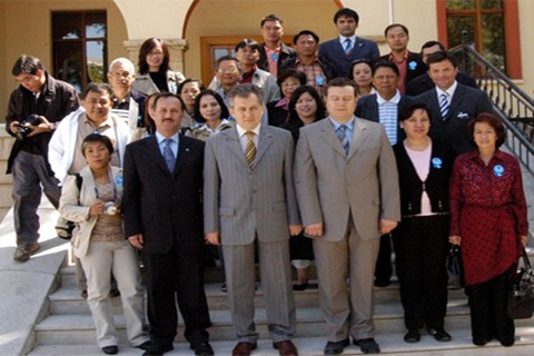 Filipinliler Denizli’ye bayıldı