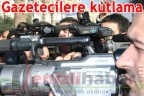 Gazetecilere kutlama