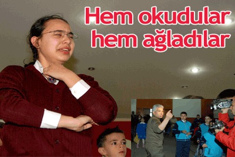 Hem okudular hem ağladılar