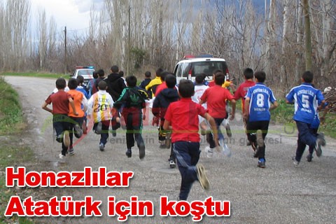 Honazlılar Atatürk için koştu