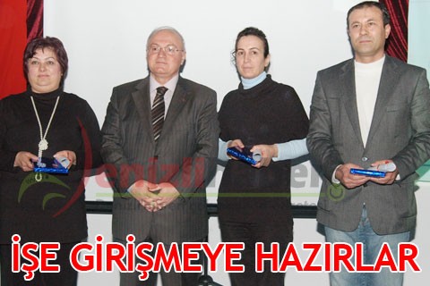İŞE GİRİŞMEYE HAZIRLAR