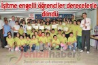 İşitme engelli öğrenciler derecelerle döndü