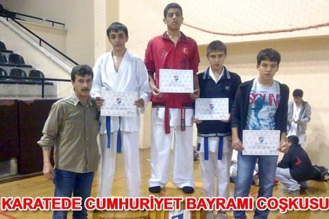 KARATEDE CUMHURİYET BAYRAMI COŞKUSU