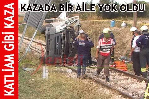 KAZADA BİR AİLE YOK OLDU