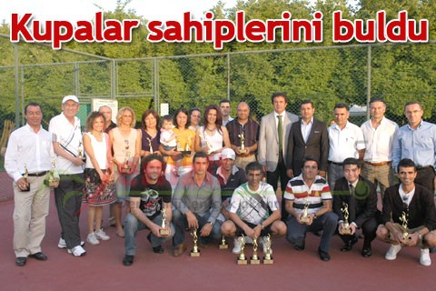 Kupalar sahiplerini buldu