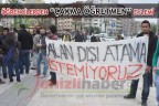 ÖĞRENCİLERDEN “ÇAKMA ÖĞRETMEN” EYLEMİ