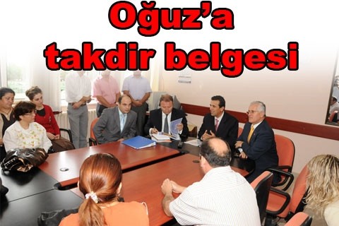 Oğuz’a takdir belgesi