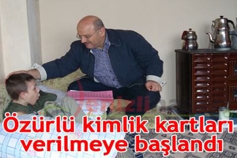 Özürlü kimlik kartları verilmeye başlandı
