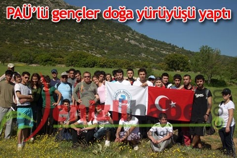 PAÜ’lü gençler doğa yürüyüşü yaptı