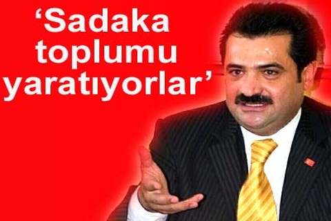 Sadaka toplumu yaratıyorlar
