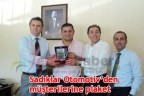 Sadıklar Otomotiv’den müşterilerine plaket