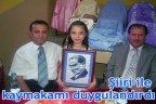 Şiiri ile kaymakamı duygulandırdı