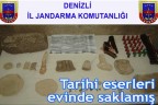 Tarihi eserleri evinde saklamış