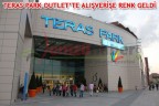 TERAS PARK OUTLET’TE ALIŞVERİŞE RENK GELDİ