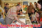 Teras Park’ın Ebru kursuna ilgi büyük