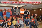 “TRAFİK LEVHALARINI OKUMUYORUZ”