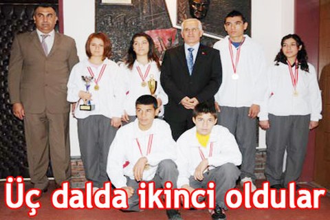 Üç dalda ikinci oldular