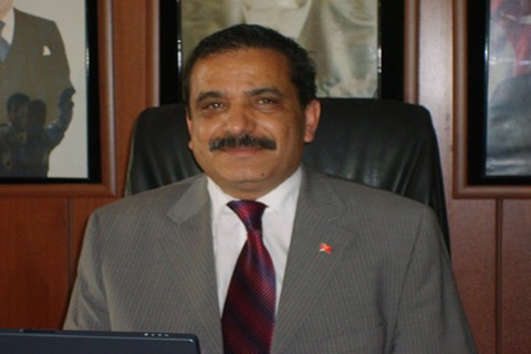Ünal aday değil