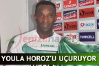 YOULA HOROZ’U UÇURUYOR