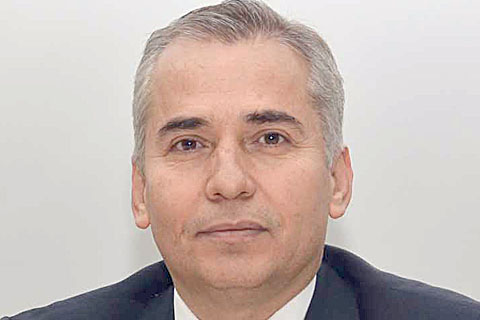 Fransa aynaya baksın