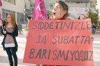 Sevgililer günü’nü protesto ettiler