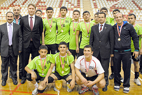 Voleybolda şampiyon Bozkurt