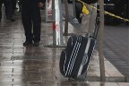 BOMBA DEĞİL KIYAFET ÇIKTI