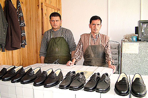 Üretim 4 kat düşünce toplandılar