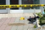 Geriye kıyafetleri kaldı