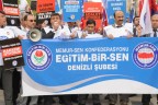 Onlar bile sokağa indi