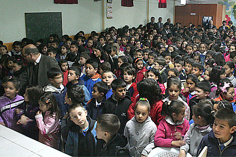 ‘Kapınızın önüne bir kap su koyun’