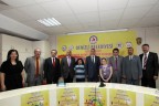Spor engelleri aşacak
