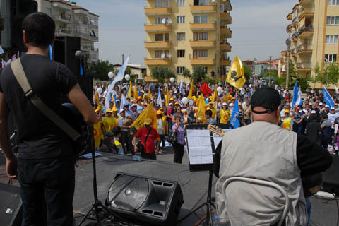 1 Mayıs coşkuyla kutlandı