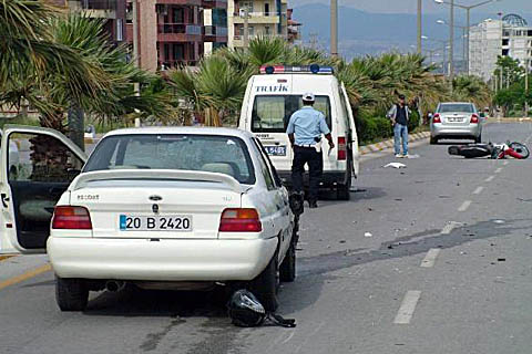 Kaza anı güvenlik kamerasında