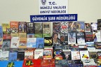 Denizli’de bandrolsüz kitap operasyonu