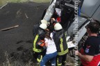Sıkıştığı kabinden böyle kurtarıldı