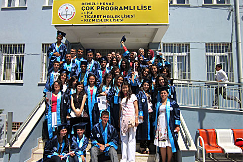 HONAZ ÇPL’DE MEZUNİYET COŞKUSU